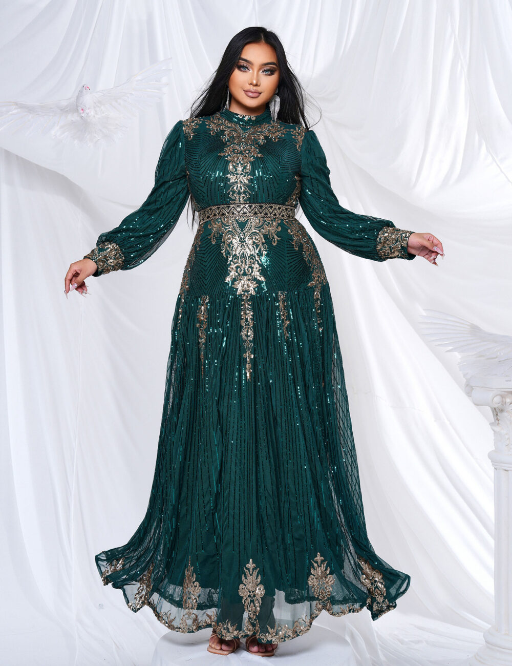 Plus-size women's long-sleeve round-neck banquet sequined swing evening dress